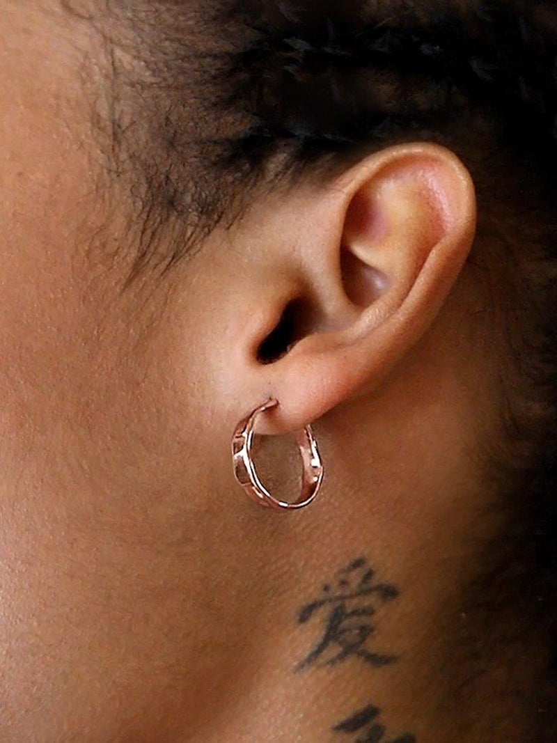 Monica Vinader wave hoop earrings rose gold small, UK version