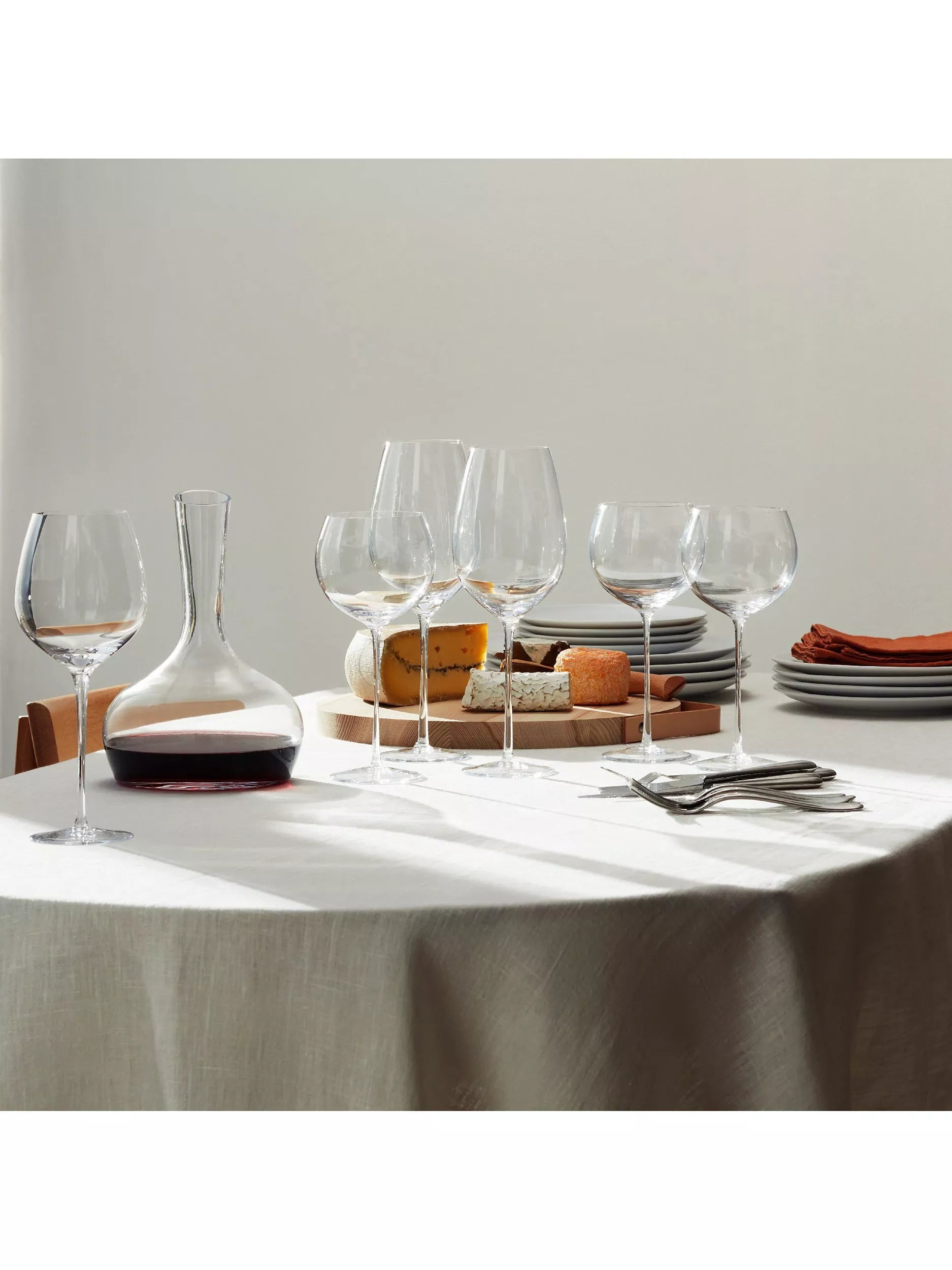 LSA International large red wine glass set of 2 700ml clear, UK version