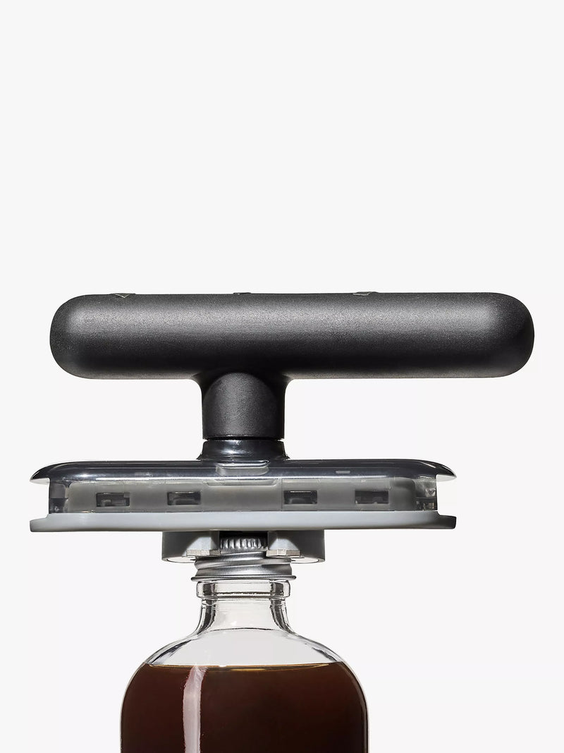 OXO Good Grips Twisting Jar Opener with Base Pad (British brand)