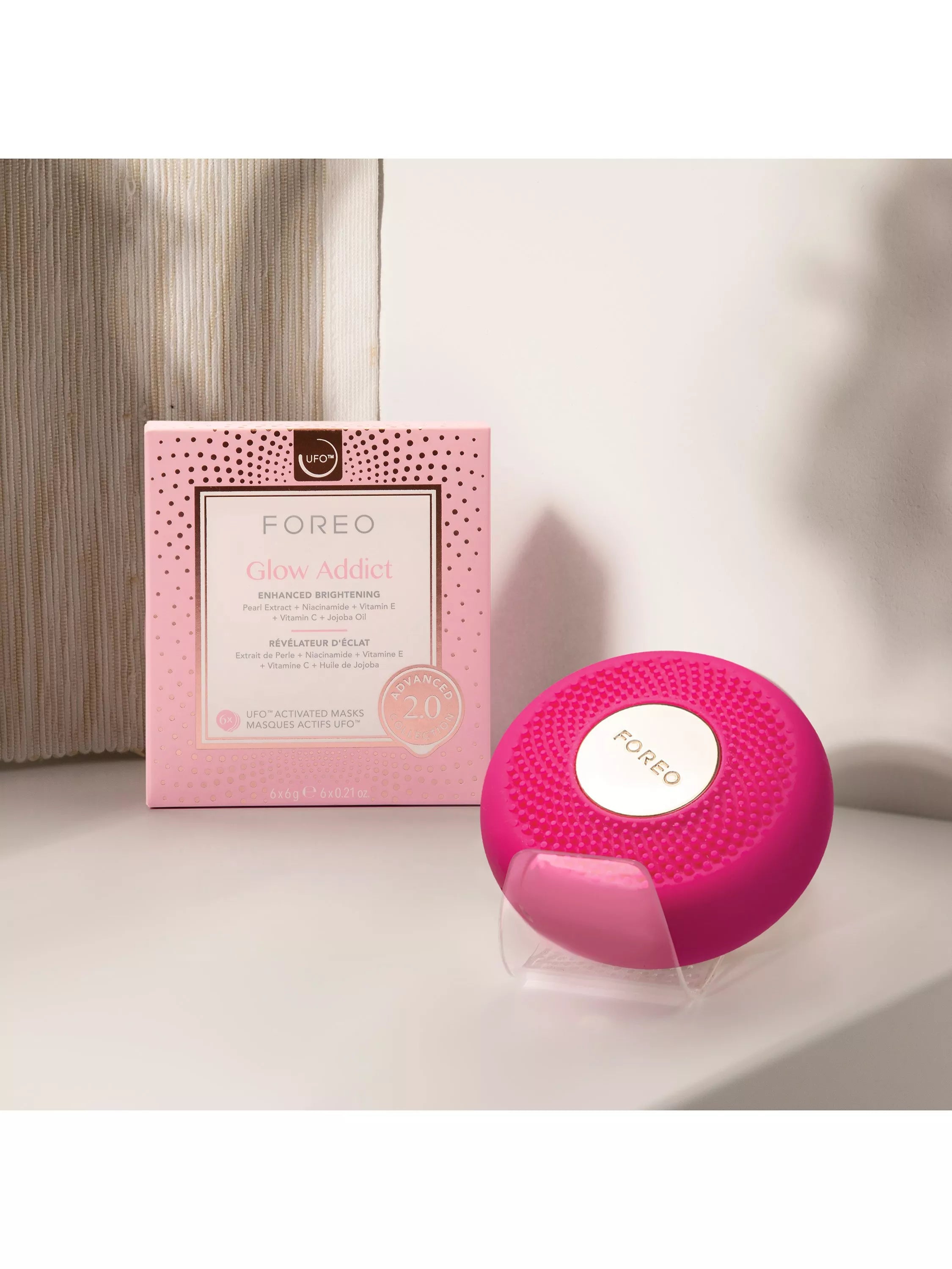 FOREO UFO 3 LED deep hydration facial device fuchsia (British brand)