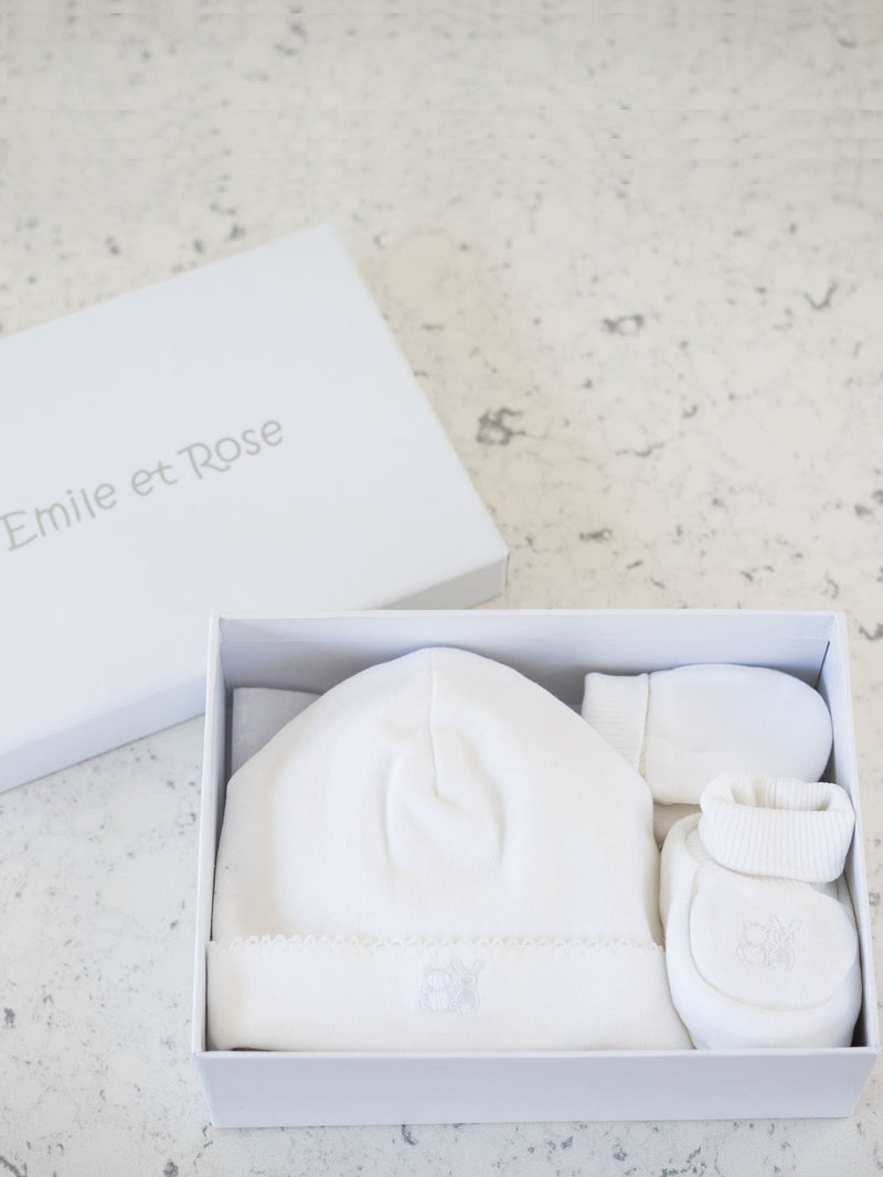 Emile et Rose white cotton hat bootee mitt gift set - British product
