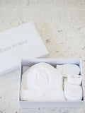 Emile et Rose white cotton hat bootee mitt gift set - British product
