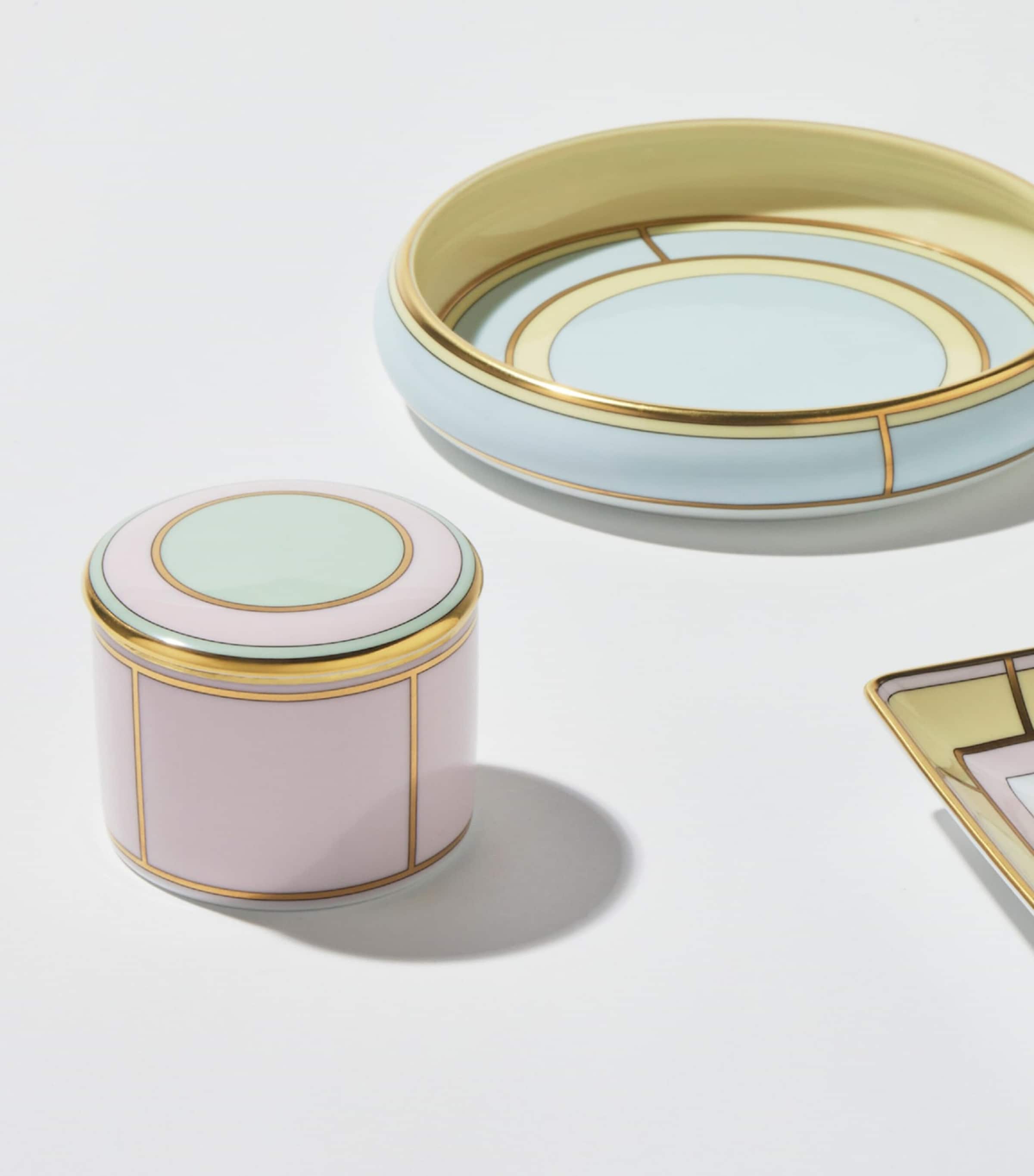 GINORI 1735 porcelain trinket box in Rosa color, UK version