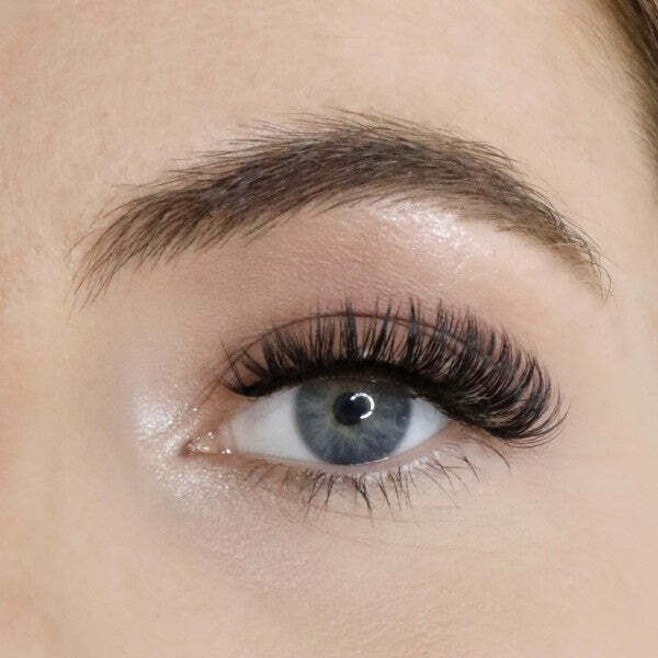 Lola's Strip Lashes Russian Icons Only, UK version