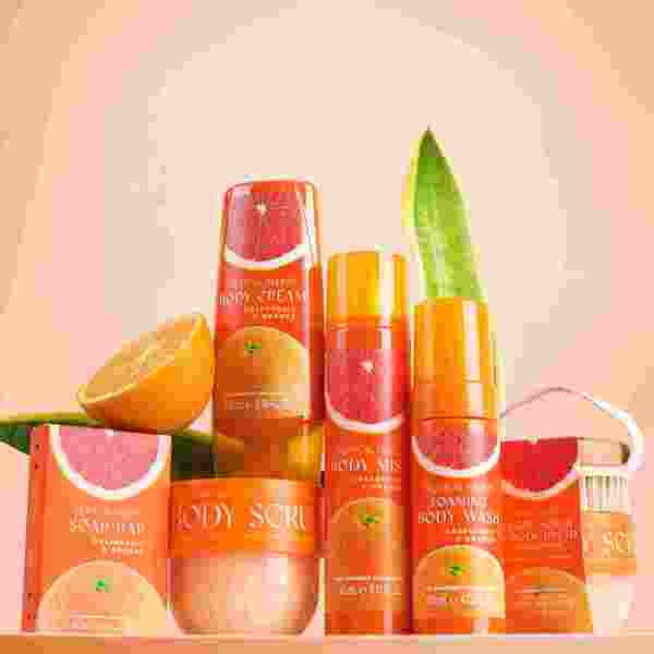 Sugar Body Scrub Grapefruit Orange 310g, imported from the UK