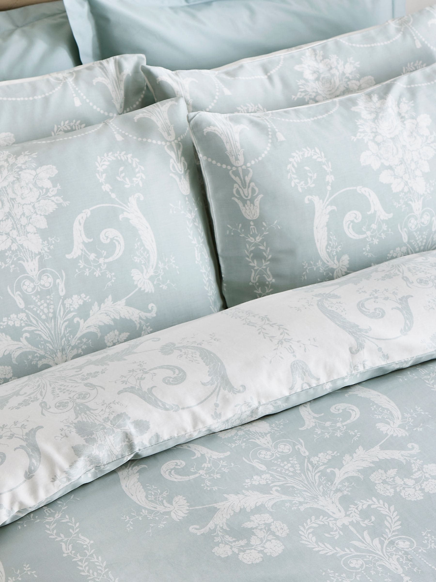 Laura Ashley Blue Duck Egg duvet cover and pillowcase set, UK version