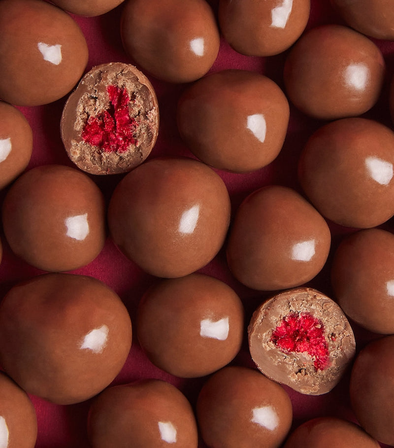 Harrods Milk Chocolate Raspberries 270g, UK version
