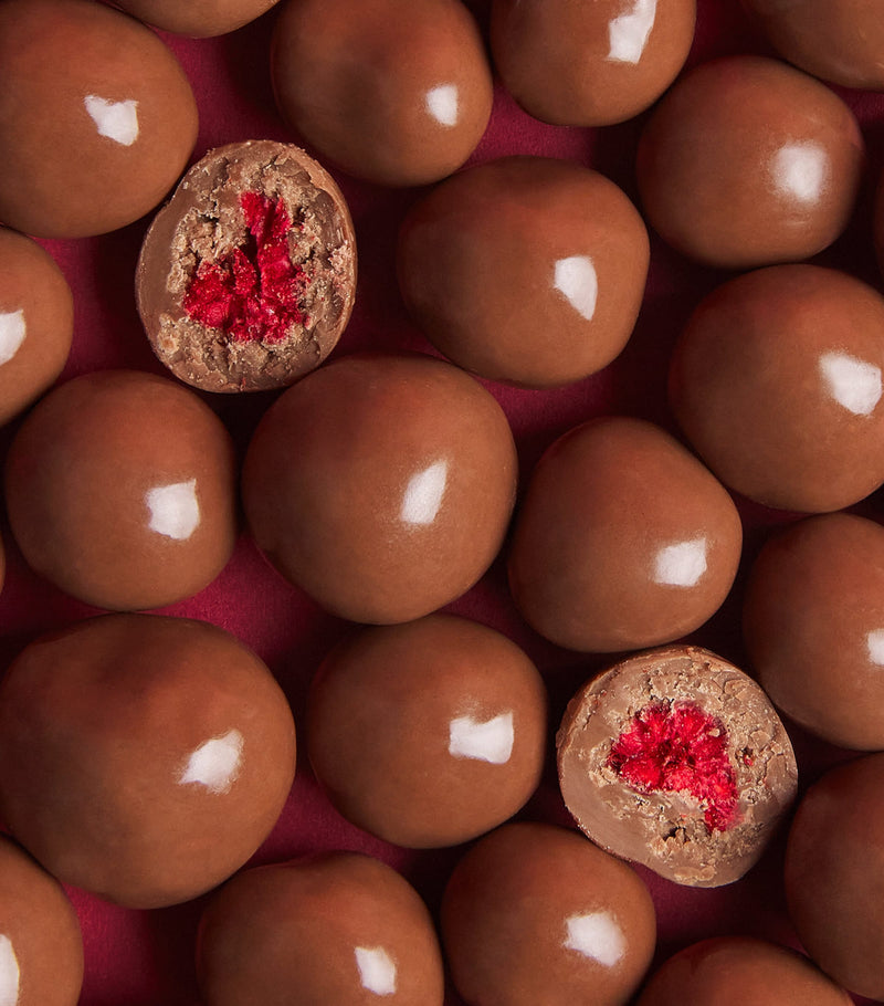 Harrods Milk Chocolate Raspberries 270g, UK version