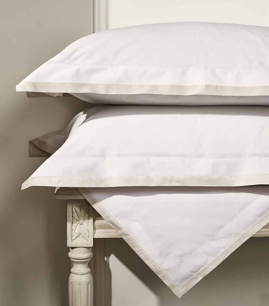 Celso De Lemos Hella Super King flat sheet 270cm x 300cm - British product