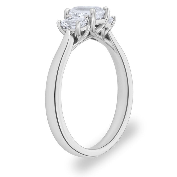 Costco emerald cut diamond ring 1ctw - British product