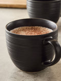 Schwarzes Bronx-Set mit 4 Cappuccino-Tassen
