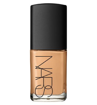 NARS Sheer Glow Foundation GOODS Boots M5 Valencia  