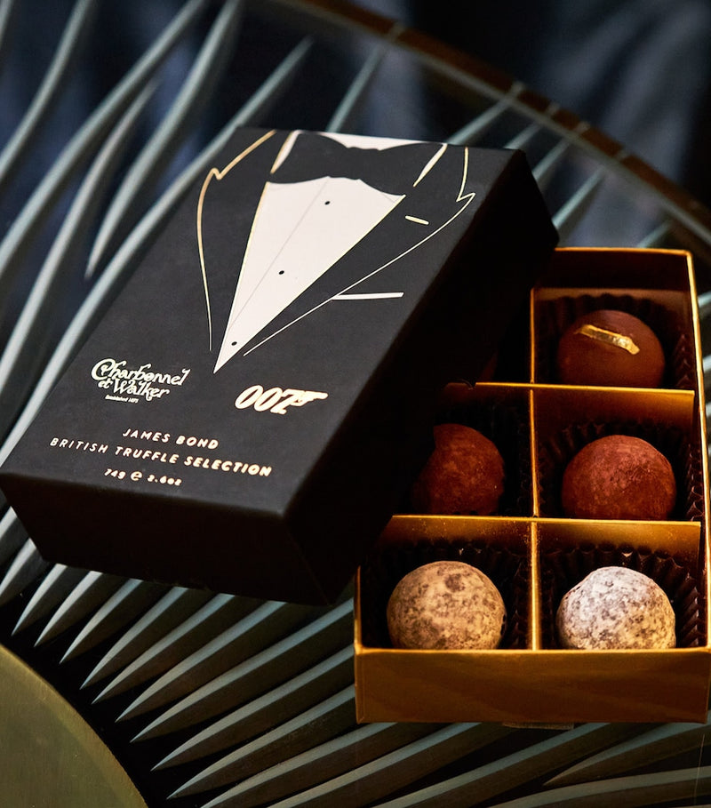 Charbonnel et Walker James Bond Tuxedo chocolate truffle selection 74g - British product