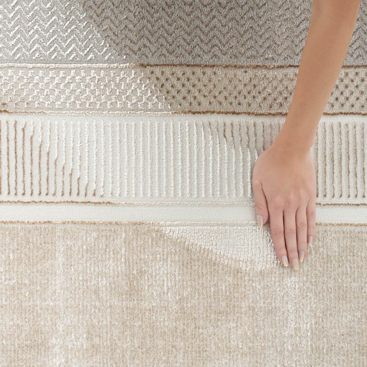 Nourison Glitz Ivory Border Area Rug Multiple Sizes, UK version