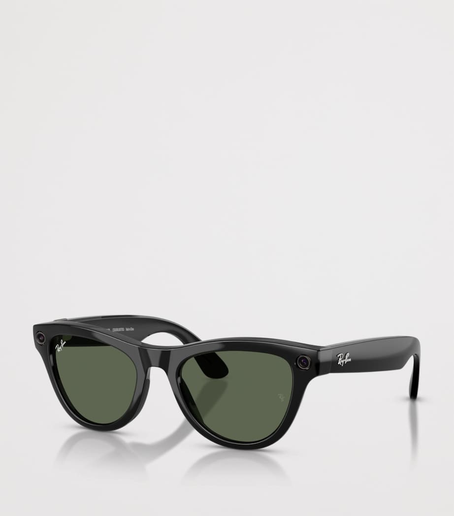 Ray-Ban Meta smart sunglasses with camera and speakers - British product