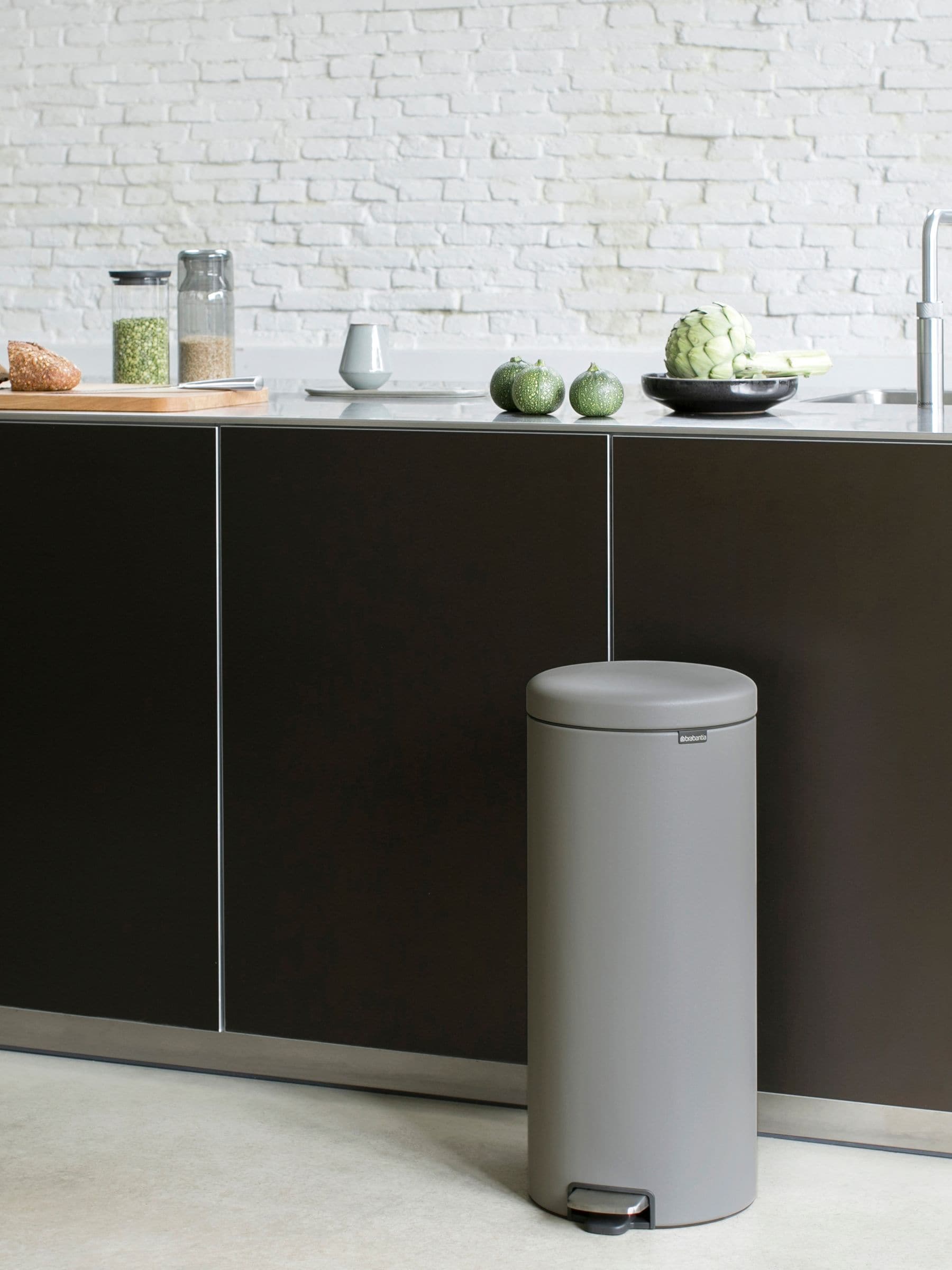 brabantia newicon 30l pedal bin Brabantia Bin