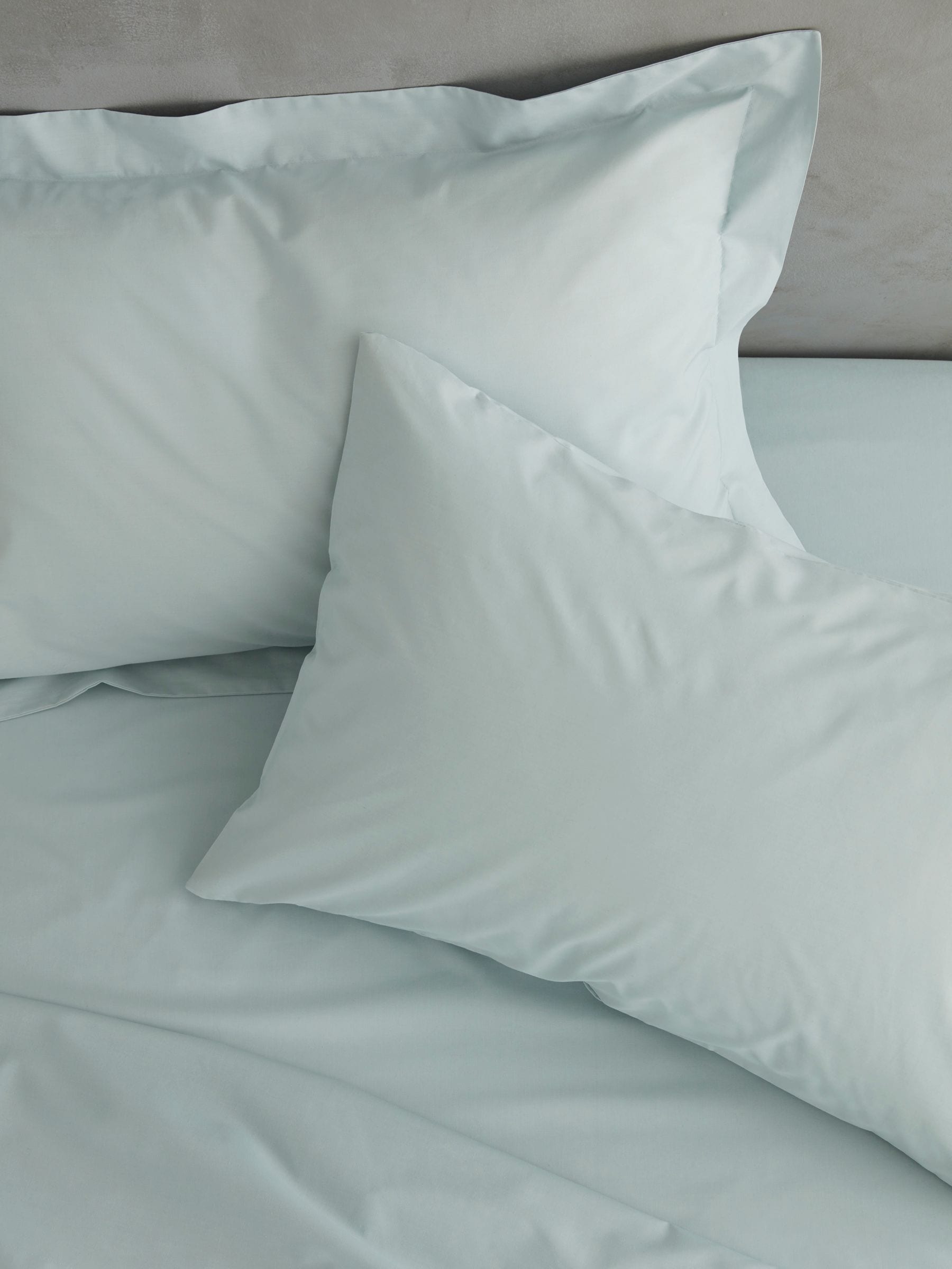 Catherine Lansfield blue percale extra deep fitted bed sheet - British product