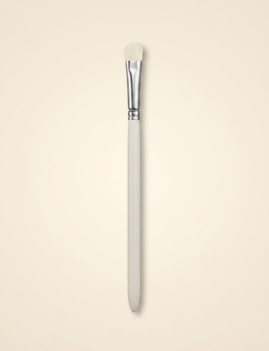 Dior Backstage eyeshadow shader brush N°21, UK version