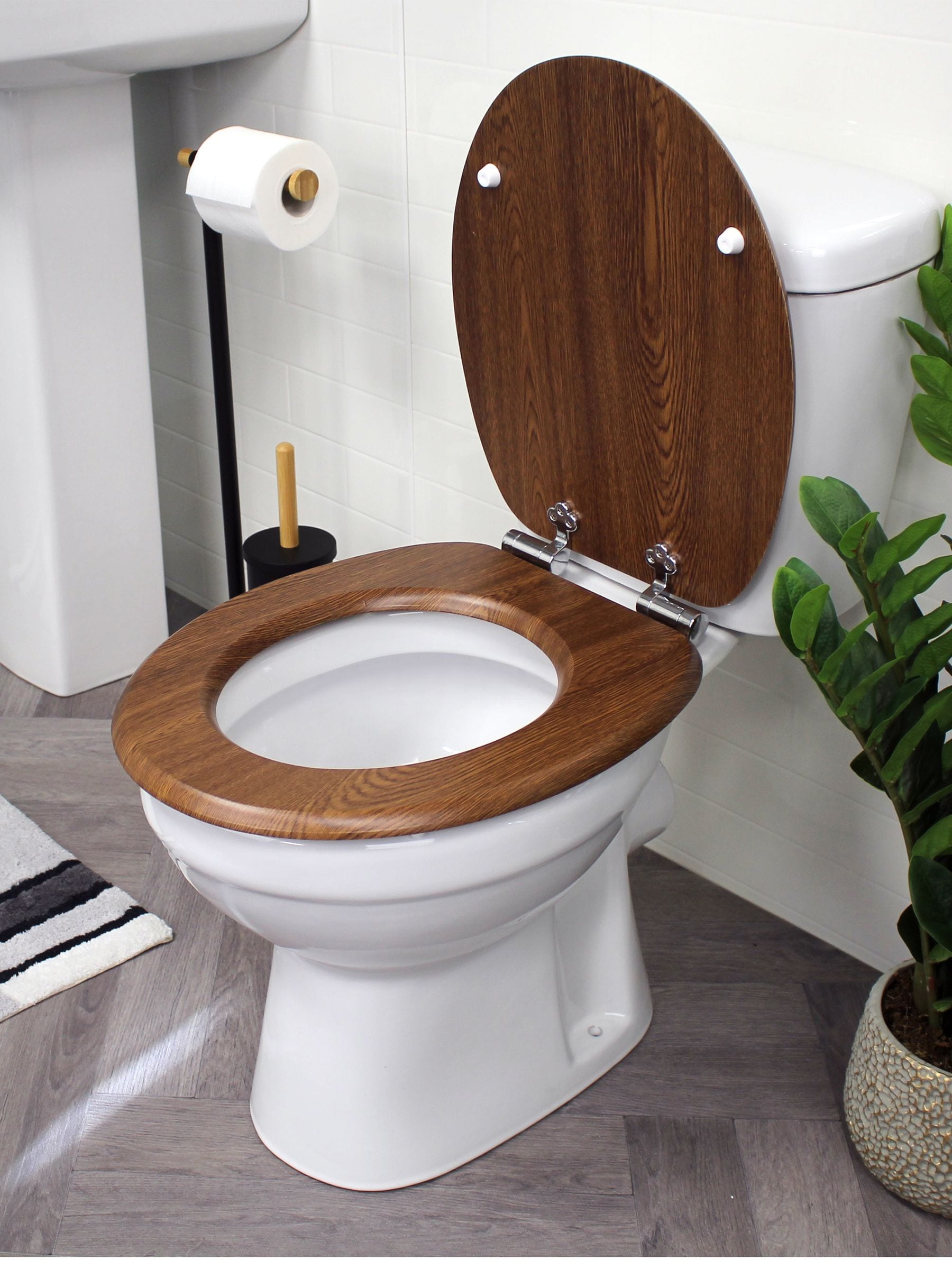 Showerdrape brown Norfolk soft close toilet seat - British product