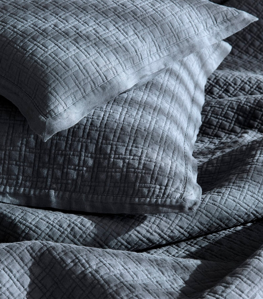 Amalia Adorno linen quilted bedspread 290cm x 250cm - British product