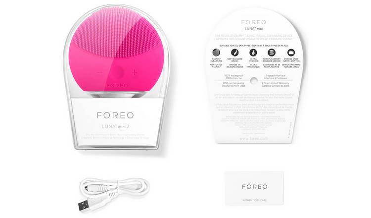 Foreo Luna Mini 2 facial cleanser in Fuchsia, imported from the UK