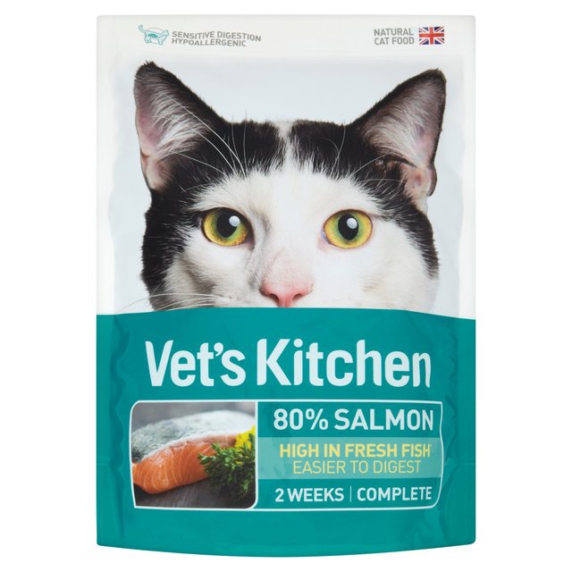 Vet's Kitchen Ultra Fresh Cat Food Salmon   770g GOODS M&S   