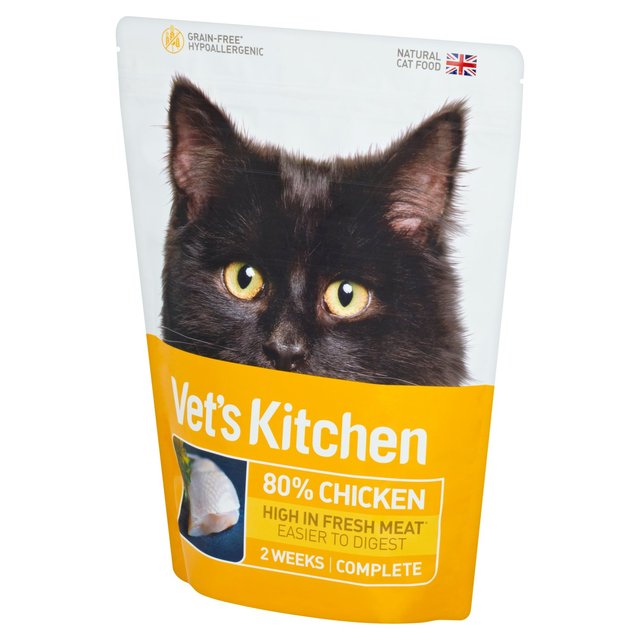 Vet's Kitchen Ultra Fresh Cat Food Chicken    770g GOODS M&S   