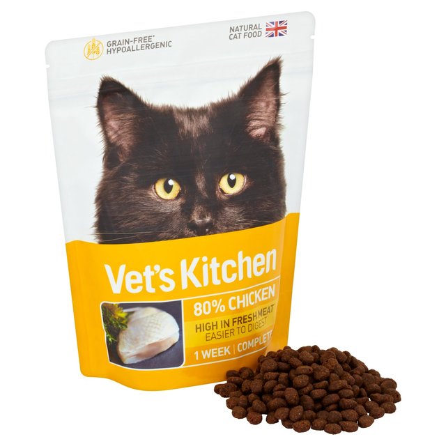 Vet's Kitchen Ultra Fresh Cat Food Chicken   385g