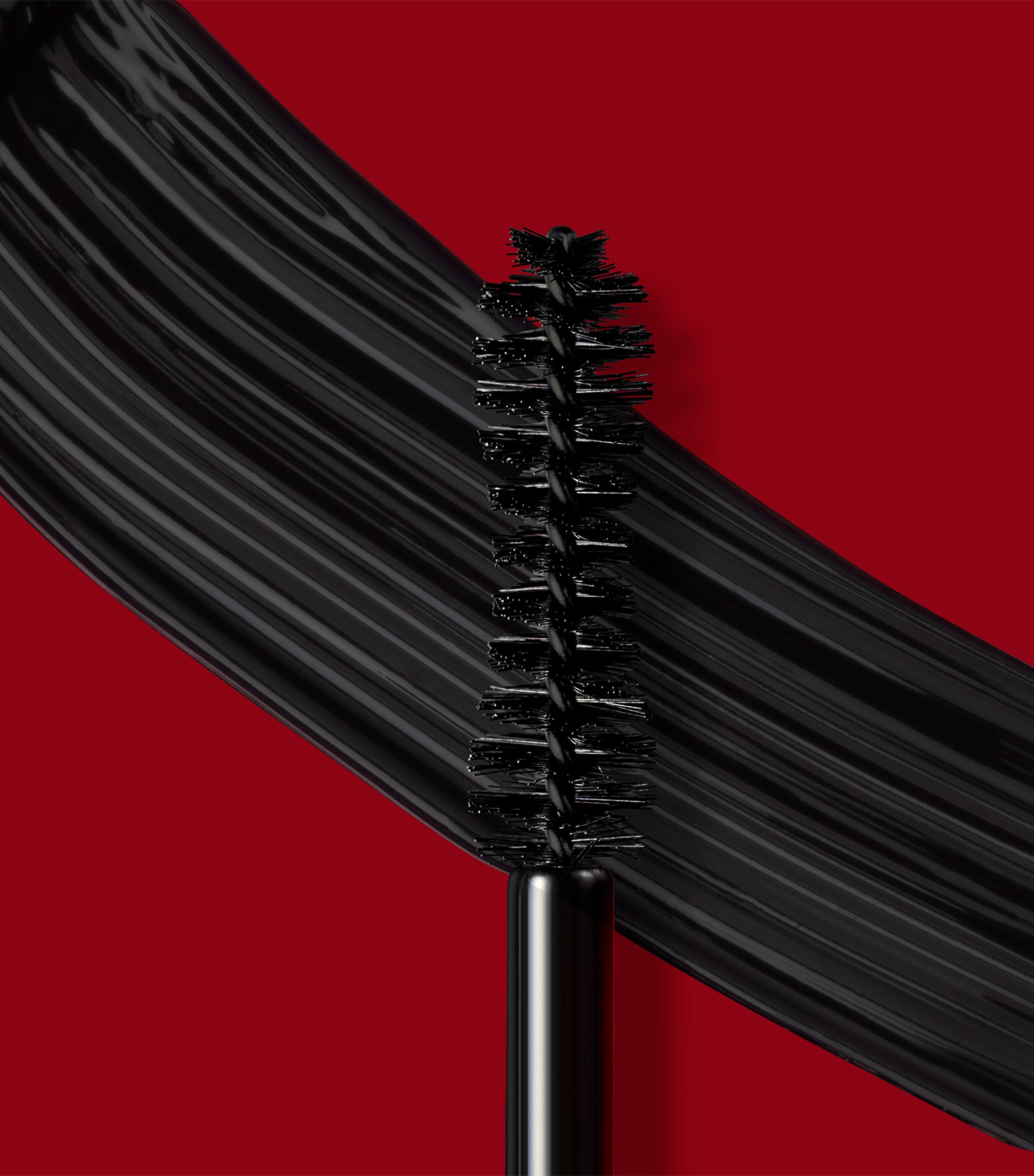 Carolina Herrera Fabulous Eyes Smudgeproof Mascara 10ml, imported from the UK