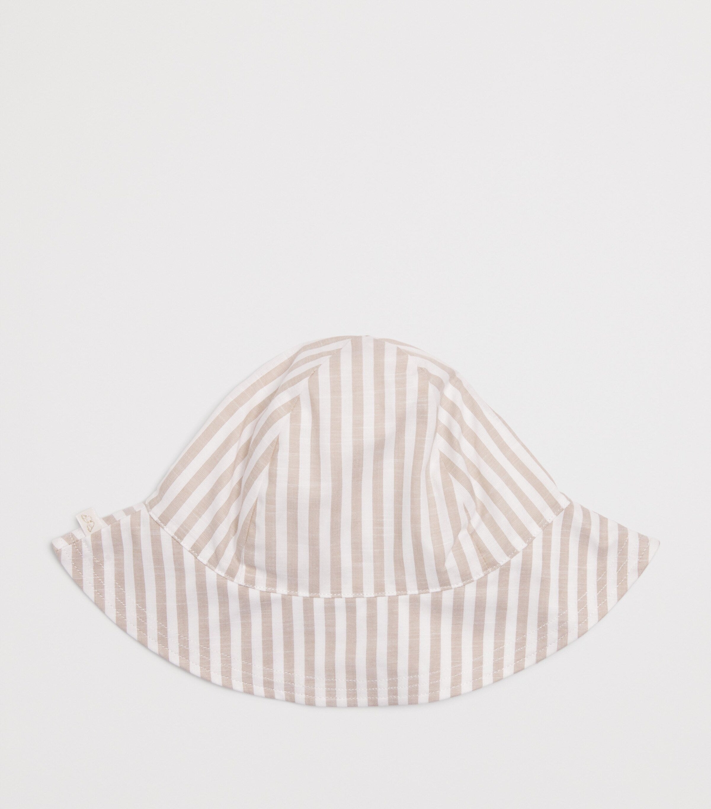 Marie-Chantal cotton Carlton race car sun hat, imported from the UK