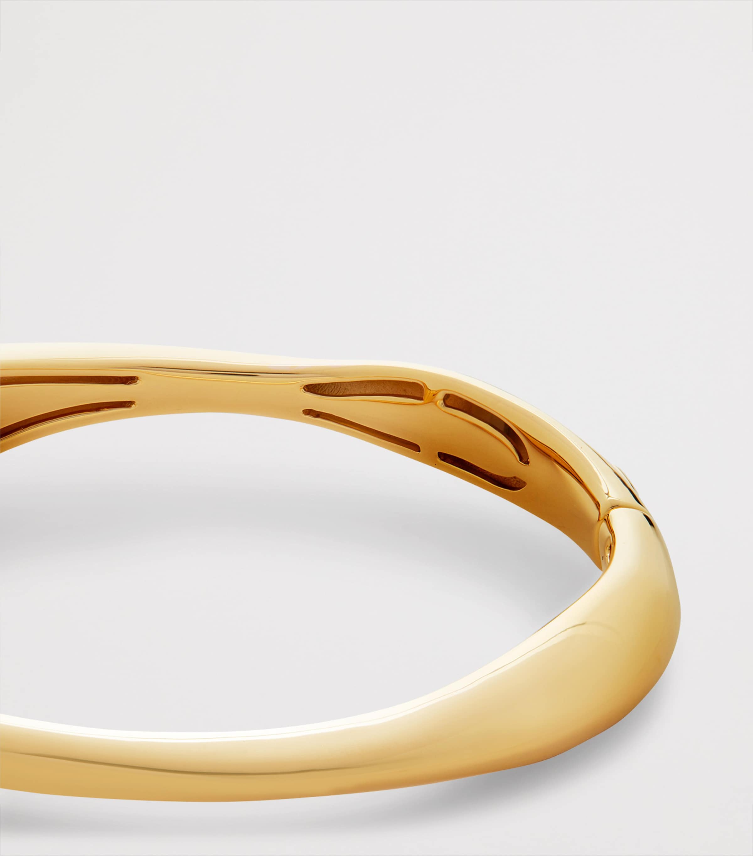 Monica Vinader Nura Reef Bold bangle, imported from the UK