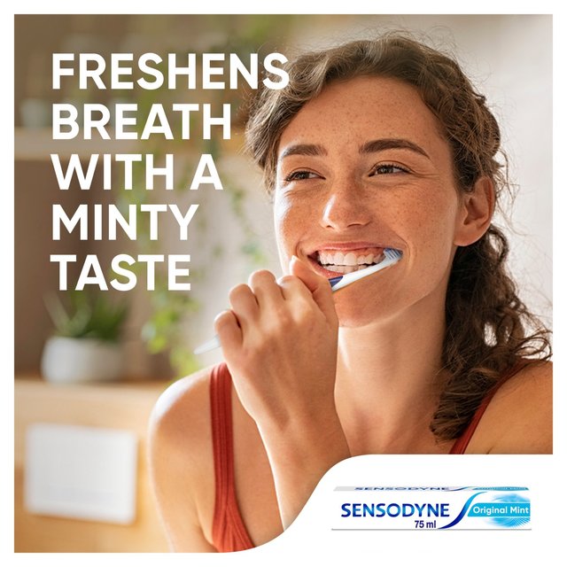 Sensodyne Sensitive Daily Care Mint Toothpaste   75ml