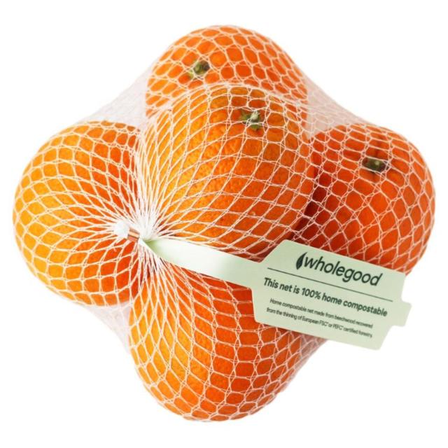 Wholegood Organic Wonky Oranges   1kg GOODS M&S   