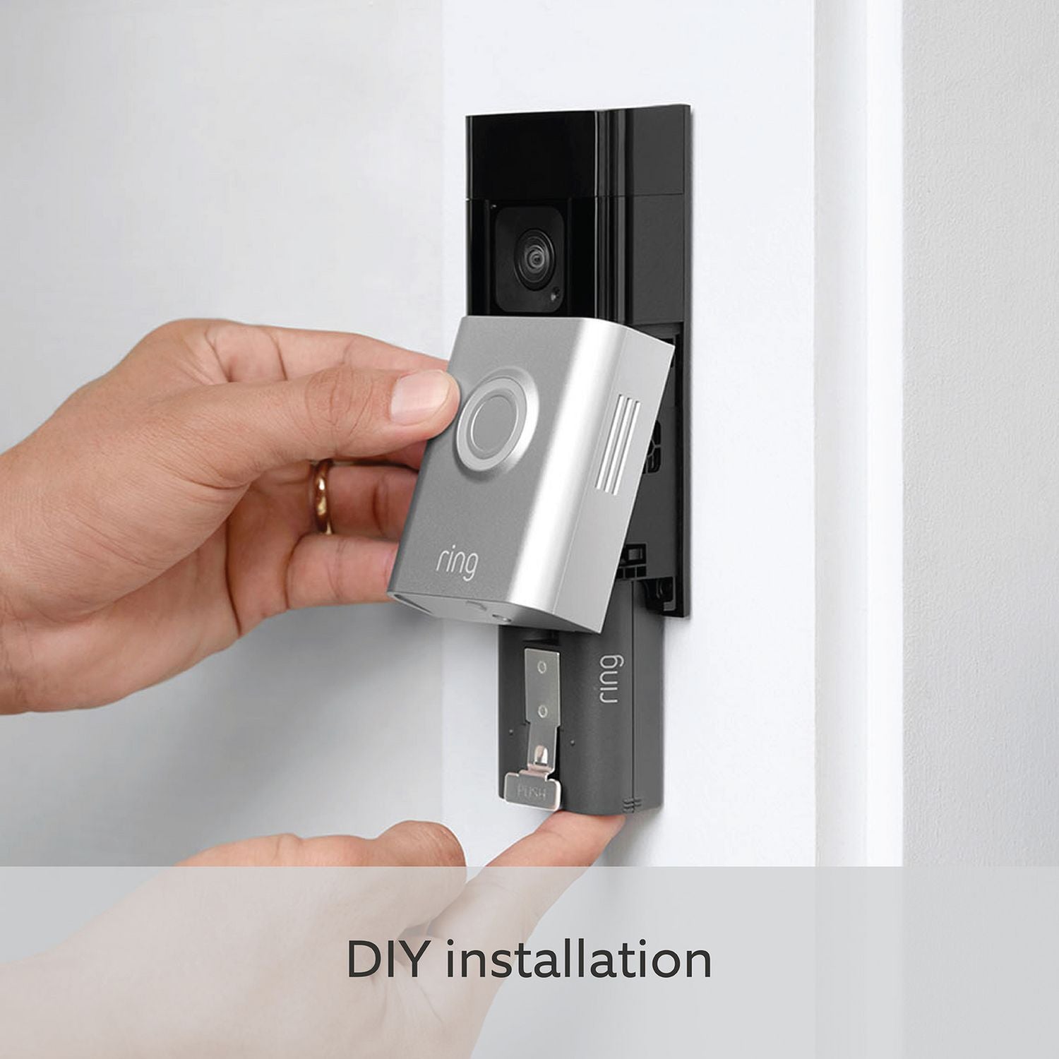 Ring battery video doorbell plus with chime 6.9x9.2x9.8cm, imported from the UK