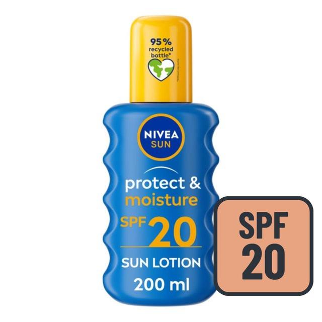 NIVEA SUN Protect & Moisture SPF 20 Sun Lotion Spray    200ml GOODS M&S   