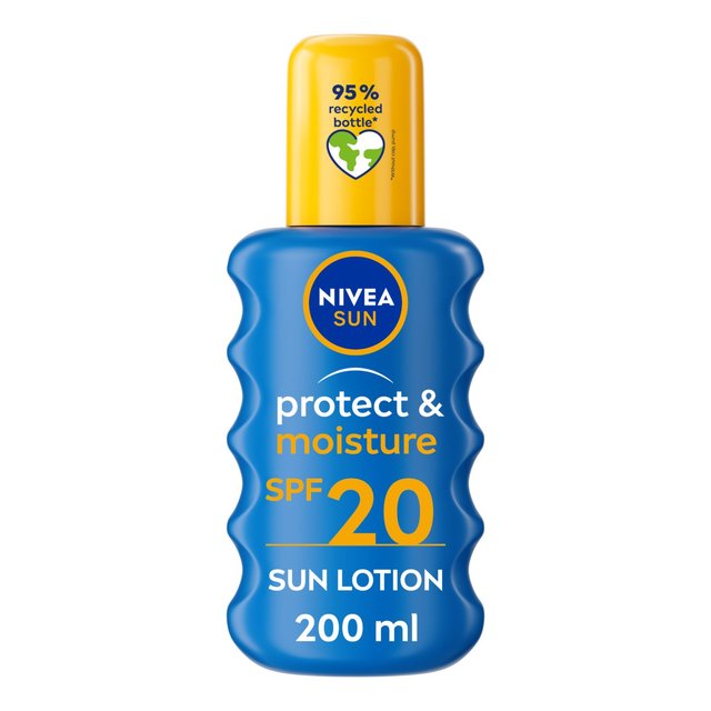 NIVEA SUN Protect & Moisture SPF 20 Sun Lotion Spray    200ml GOODS M&S   