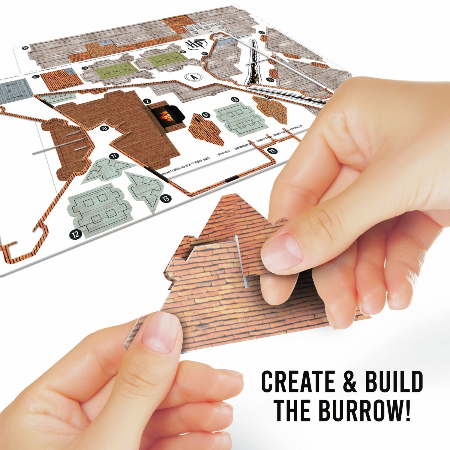 Harry Potter Weasley Burrow building kit 28cm, imported from the UK
