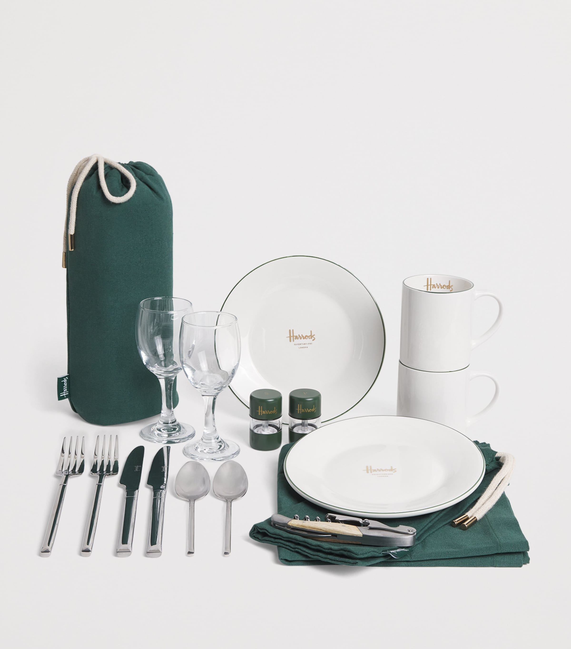 Harrods fitted picnic hamper for 2, UK version