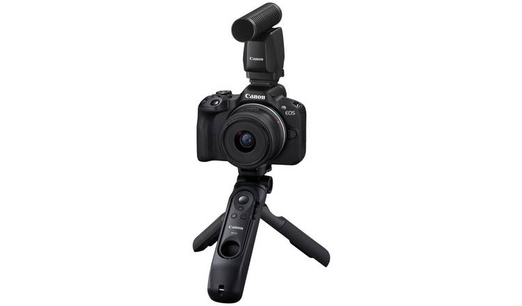 Canon EOS R50 Mirrorless Camera Content Creator Kit Black 328g - British product