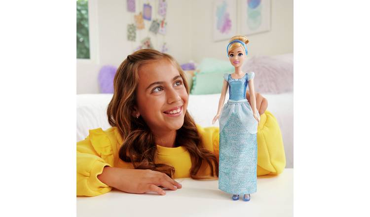 Disney Cinderella fashion doll 11 inch - British product