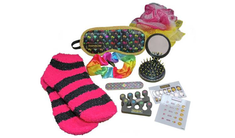 Rainbow High sleepover set carry case, UK version