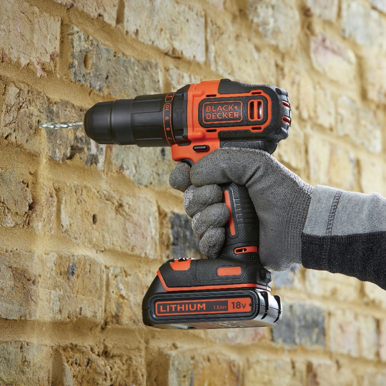 Black+Decker cordless hammer drill and mouse sander twin pack - British product