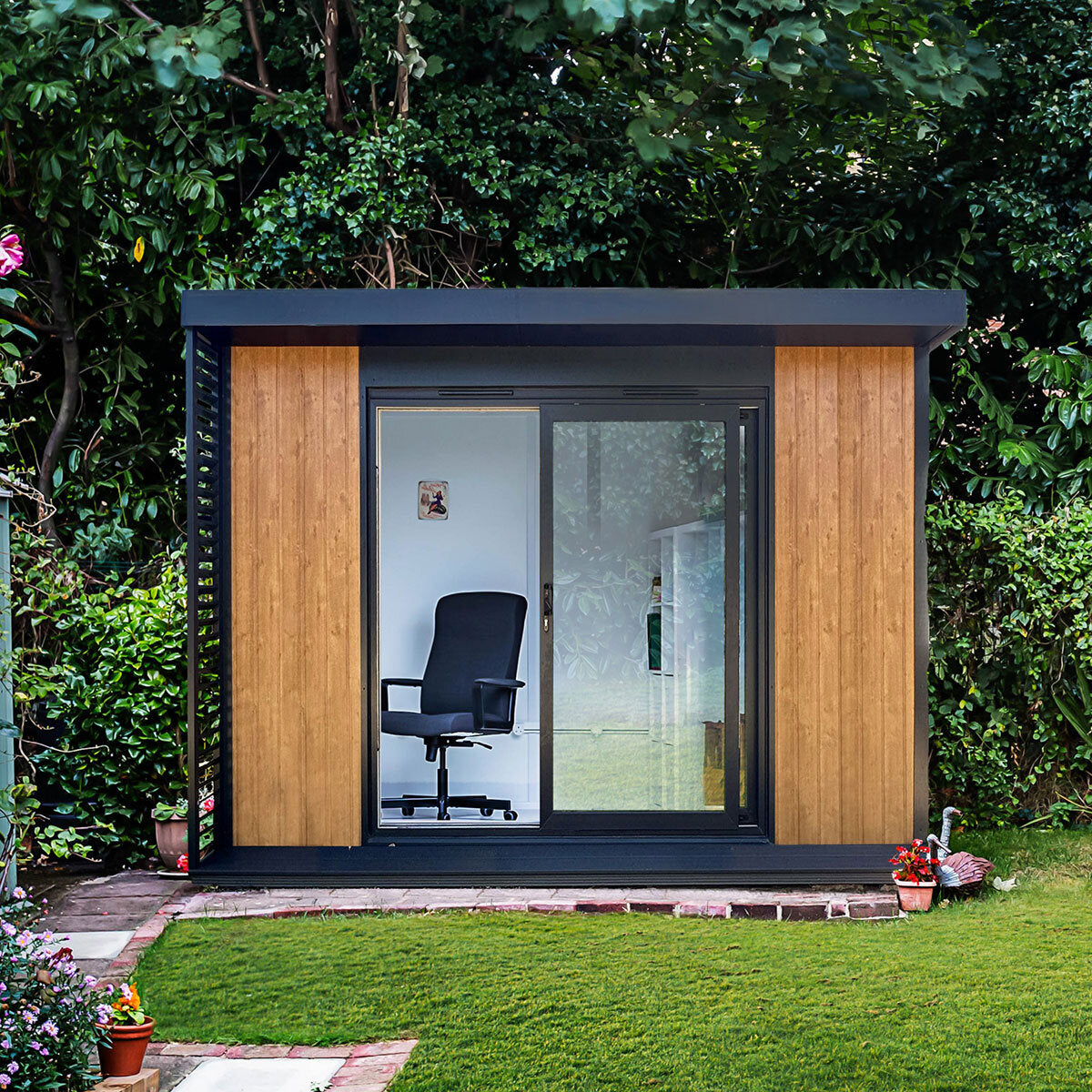 Installed Green Retreats Basebox Plus Garden Room 2.4m x 3.6m GOODS Costco UK