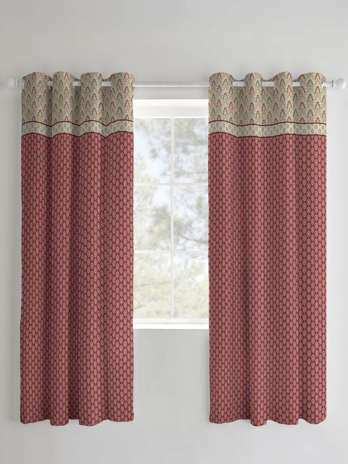 Catherine Lansfield Red Kashmir lined eyelet curtains 168x183cm (British brand)