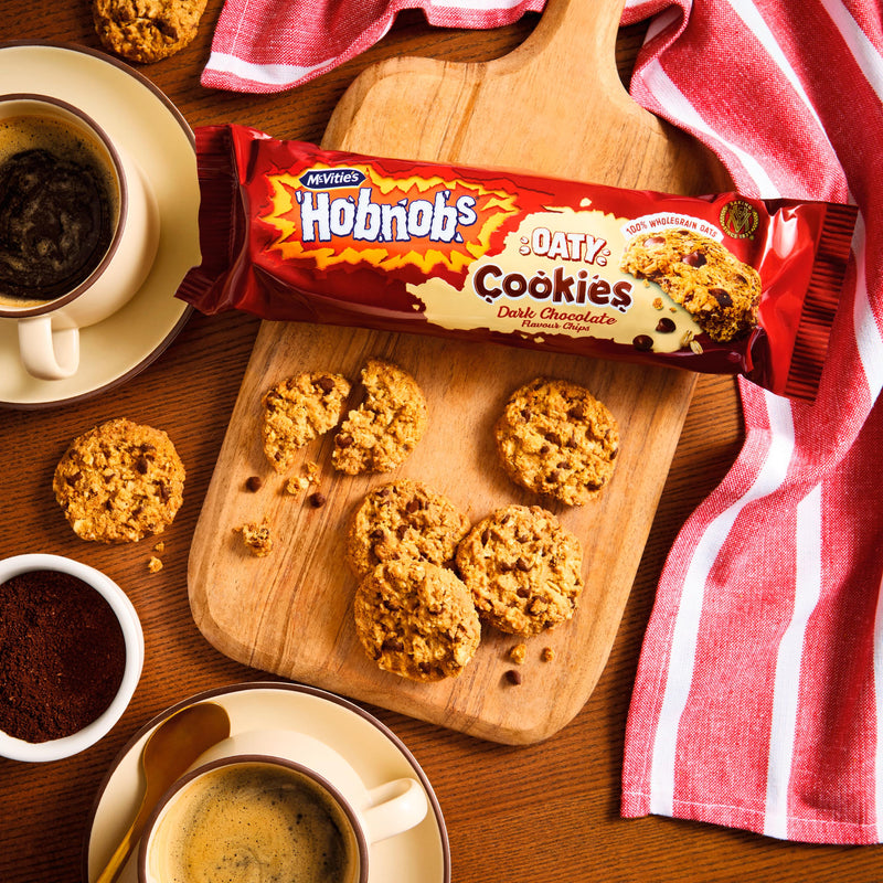 McVitie's Hobnobs dark chocolate oaty cookies 155g, UK version