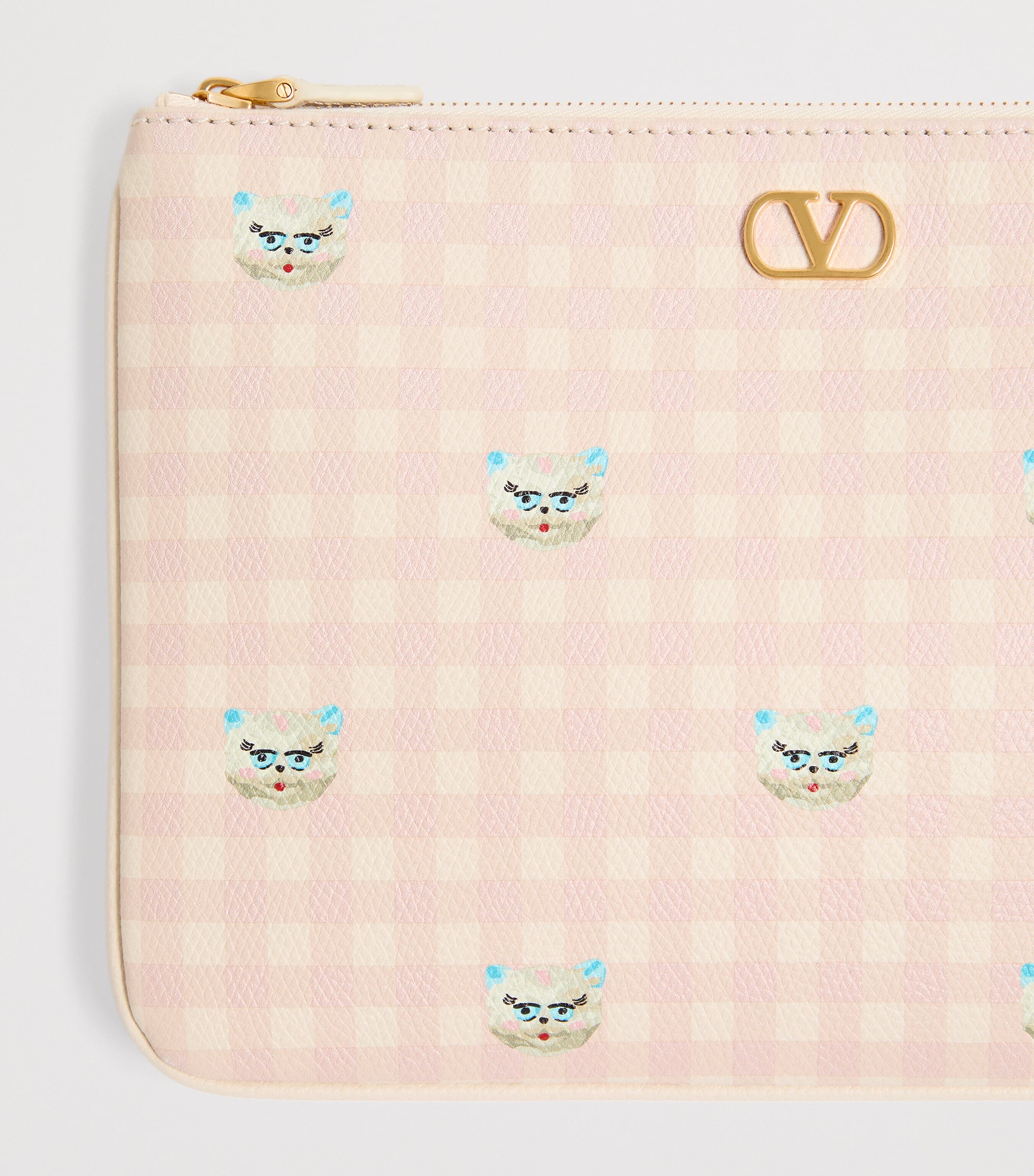 Valentino Garavani medium leather VLogo signature pouch (British brand)