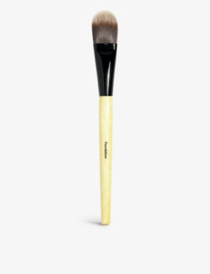 Foundation brush with synthetic fibres, UK version