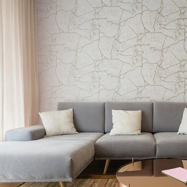Superfresco Kintsugi gold wallpaper roll, UK version