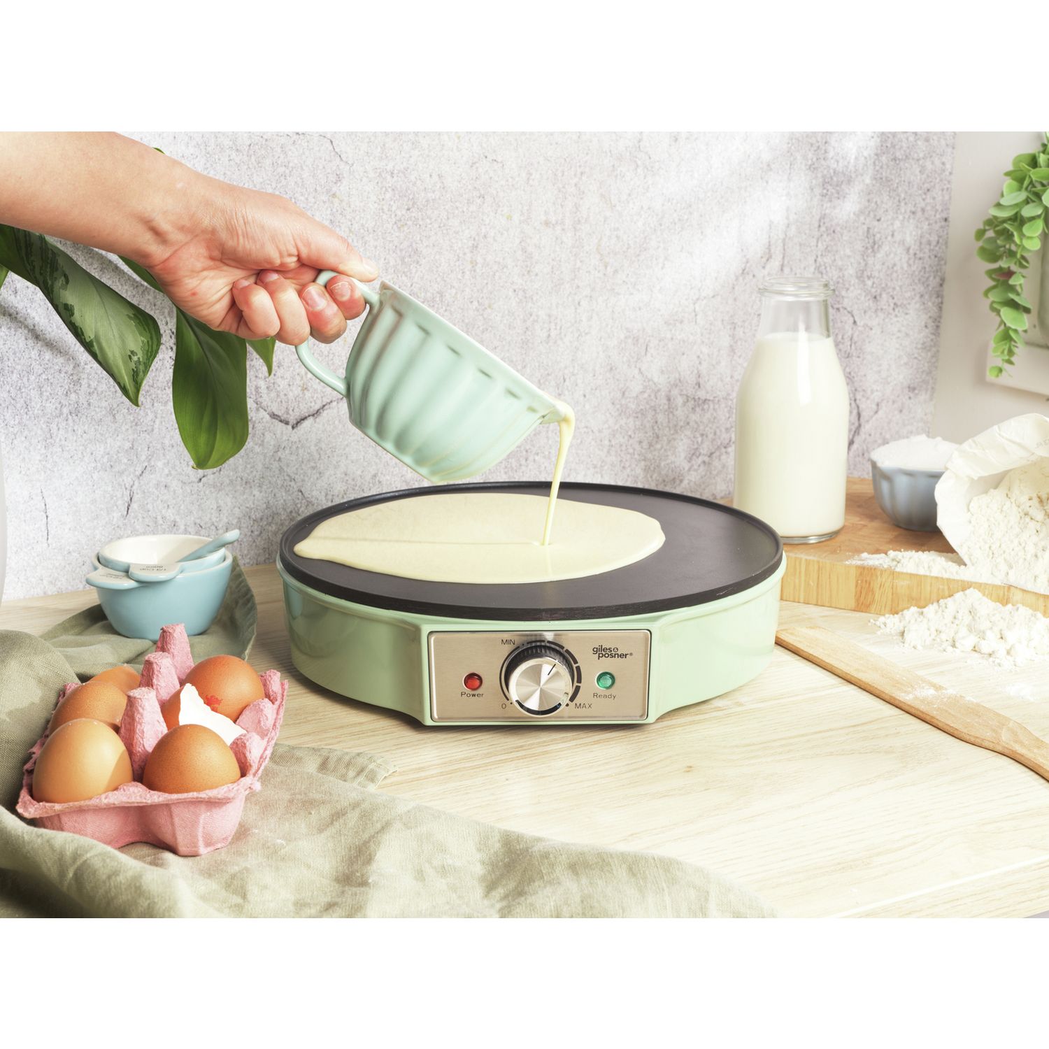 Giles & Posner electric crepe maker green, UK version