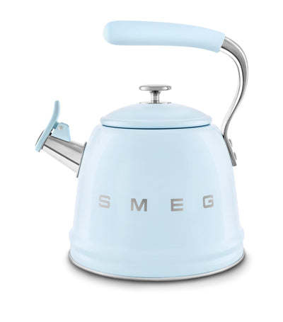 غلاية Smeg Stovetop Whistling Kettle 2.3 لتر من Harrods - اشترِ عبر الإنترنت على McGrocer